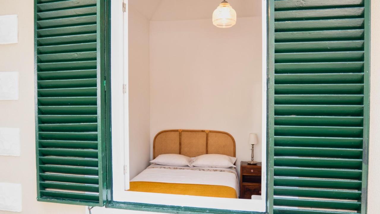 Villa Casa Da Bungavillia à Machico  Extérieur photo