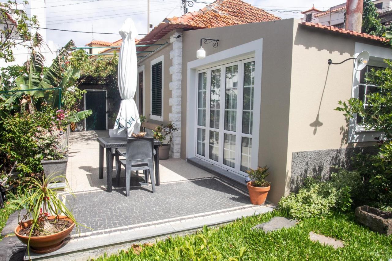 Villa Casa Da Bungavillia à Machico  Extérieur photo